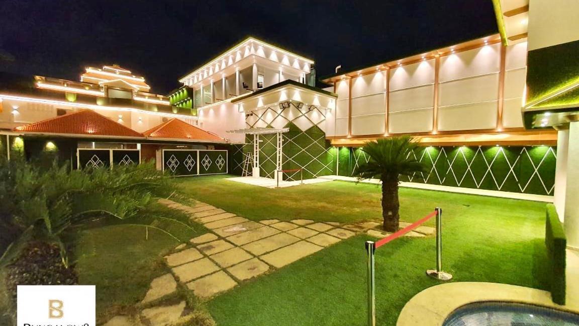 B8 Hotel Ченай Екстериор снимка